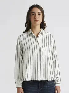 Pepe Jeans Women Spread Collar Vertical Striped Cotton Relaxed Fit Casual Shirt