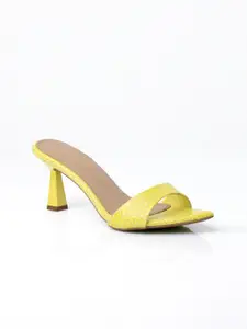 Signature Sole Women Textured Kitten Heel Sandals