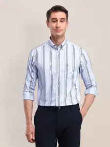 U.S. Polo Assn. Men Button-Down Collar Vertical Striped Cotton Formal Shirt