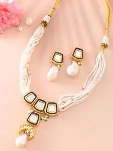 DASTOOR Gold-Plated Kundan-Studded & Beaded Necklace & Earrings