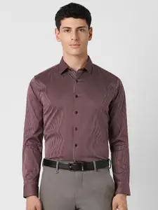 Van Heusen Men Spread Collar Vertical Striped Cotton Slim Fit Formal Shirt