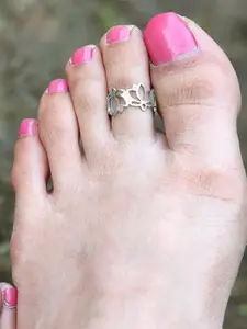 Sangria 925 Sterling Silver Floral Design Toe Rings