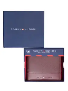 Tommy Hilfiger Men Geometric Textured Leather Two Fold Wallet