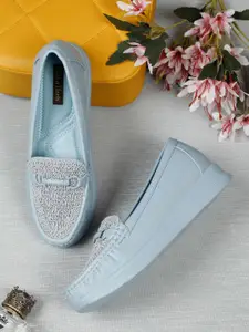 Flat n Heels Solid Women Slip-On Loafers