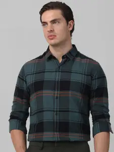 Mufti Men Spread Collar Checked Cotton Slim Fit Casual Shirt