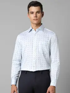 Louis Philippe Men Classic Cutaway Collar Floral Printed Cotton Casual Shirt