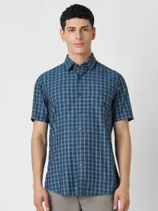 Van Heusen Sport Men Spread Collar Tartan Checked Cotton Slim Fit Casual Shirt