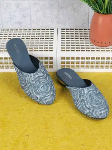 Metro Women Woven Design Round Toe Block Heel Mules