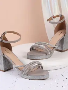 Mochi Women Solid Block Heel Sandals