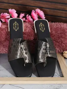 Denill Women Printed One Toe Flats