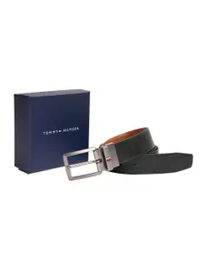 Tommy Hilfiger Men Textured Leather Reversible Formal Belt