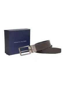 Tommy Hilfiger Men Textured Leather Reversible Formal Belt