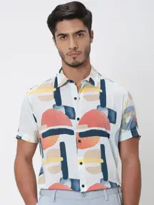 Mufti Men Slim Fit Opaque Printed Casual Shirt