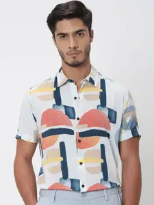 Mufti Men Spread Collar Abstract Striped Cotton Slim Fit Casual Shirt