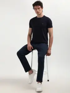 Calvin Klein Jeans Men Solid Round Neck Cotton Slim Fit T-Shirt