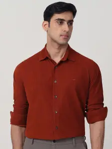 Mufti Men Spread Collar Textured Cotton Slim Fit Casual Shirt