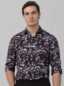 Mufti Men Spread Collar Abstract Printed Cotton Slim Fit Casual Shirt