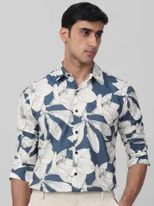 Mufti Men Spread Collar Floral Printed Cotton Slim Fit Casual Shirt