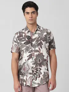 Mufti Men Spread Collar Floral Printed Slim Fit Casual Shirt