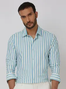 Mufti Men Spread Collar Vertical Striped Slim Fit Casual Shirt
