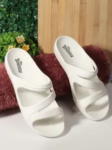 The Roadster Lifestyle Co Women Classic Ultra Soft Flip Flops