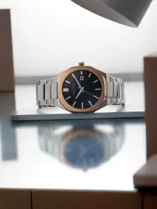 pierre cardin Men lyse Round Dial & Stainless Steel Straps Analogue Watch CF.0402.SJ.1