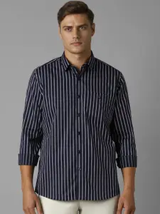 Louis Philippe Sport Men Spread Collar Vertical Striped Cotton Slim Fit Casual Shirt