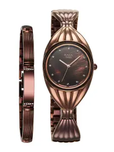 Titan Women Brass Patterned Dial & Wrap Around Straps Analogue Watch 95254QM01F