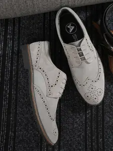 Auserio Men Textured Derbys Formal Shoes