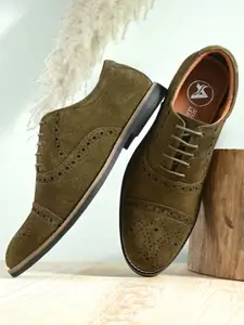 Auserio Men Textured Brogues Formal Shoes