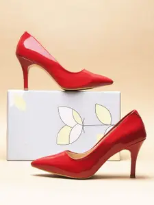 THE WHITE POLE Stiletto Heel Pumps