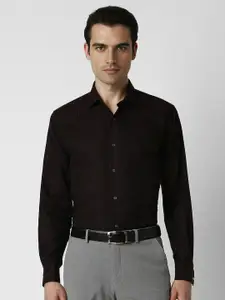 Van Heusen Men Spread Collar Checked Cotton Formal Shirt