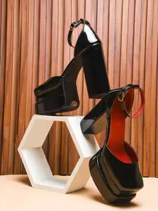 THE WHITE POLE Women Ankle Loop Platform Heel Sandals