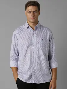 Louis Philippe Sport Men Spread Collar Micro Ditsy Printed Cotton Slim Fit Casual Shirt