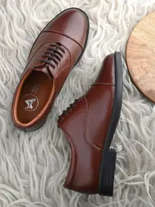 Auserio Men Solid Leather Lace-Ups Formal Derbys