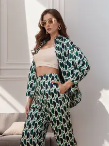 RARE Women Spread Collar Abstract Printed Crepe Casual Shirt