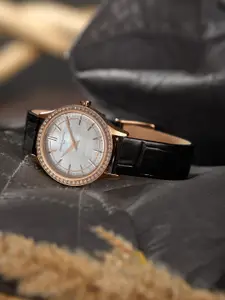 pierre cardin Women Dial & Leather Straps Analogue Watch CF.0611.LB.2