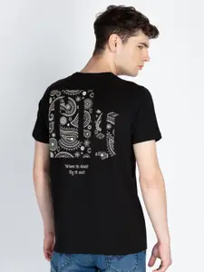 Status Quo Men Printed Pockets T-shirt