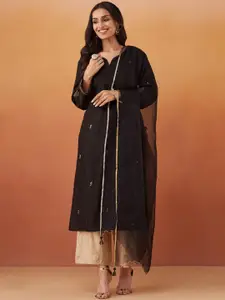 Fabindia Ethnic Motifs Embroidered Sweetheart Neck Cotton Silk A-Line Kurta With Dupatta
