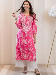 GoSriKi Women Floral Embroidered Chikankari Kurta