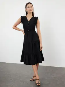 Trendyol Fit & Flare Midi Dress