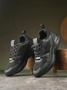 OFF LIMITS Men Mesh Running Non-Marking Shoes