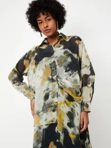 max Women Spread Collar Abstract Printed  Casual Shirt