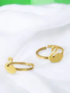 Goldnera Swan Charm Ethnic Adjustable Toe Rings
