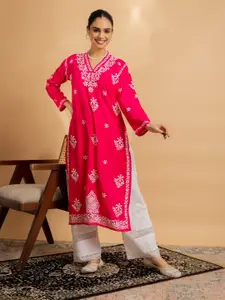 HOUSE OF KARI Floral Embroidered V-Neck Chikankari Straight Kurta