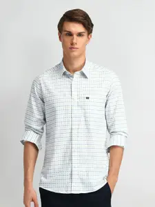 Arrow Sport Men Modern Slim Fit Opaque Checked Casual Shirt