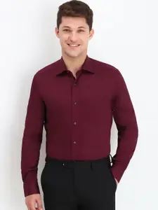 Allen Solly Sport Men Spread Collar Solid Cotton Formal Shirt