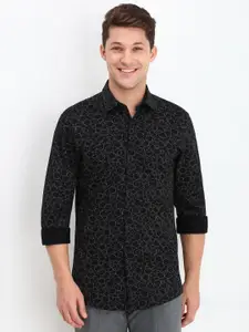 Allen Solly Men Spread Collar Geometric Printed Cotton Slim Fit Casual Shirt
