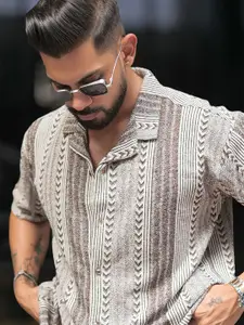 Maniac Men Comfort Opaque Striped Casual Shirt