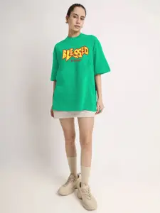 Leotude Women Printed Applique T-shirt